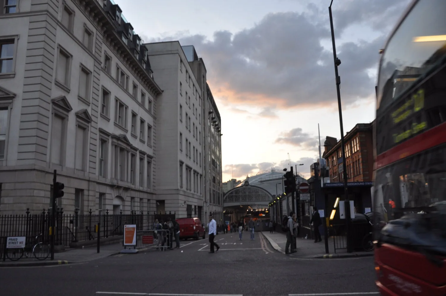 Paddington 车站外观