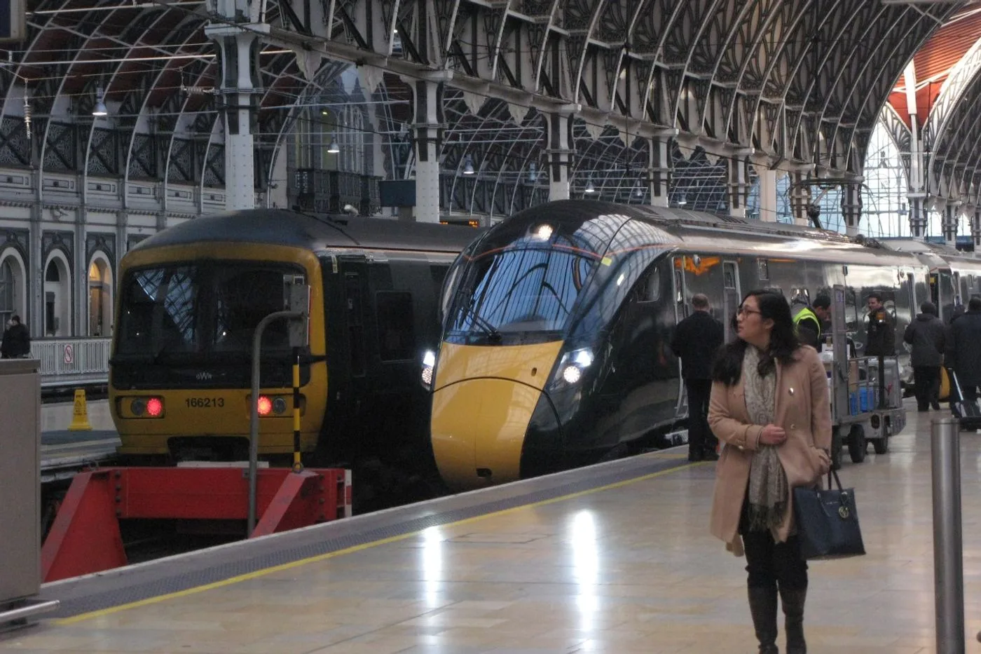 A GWR train at Paddington
