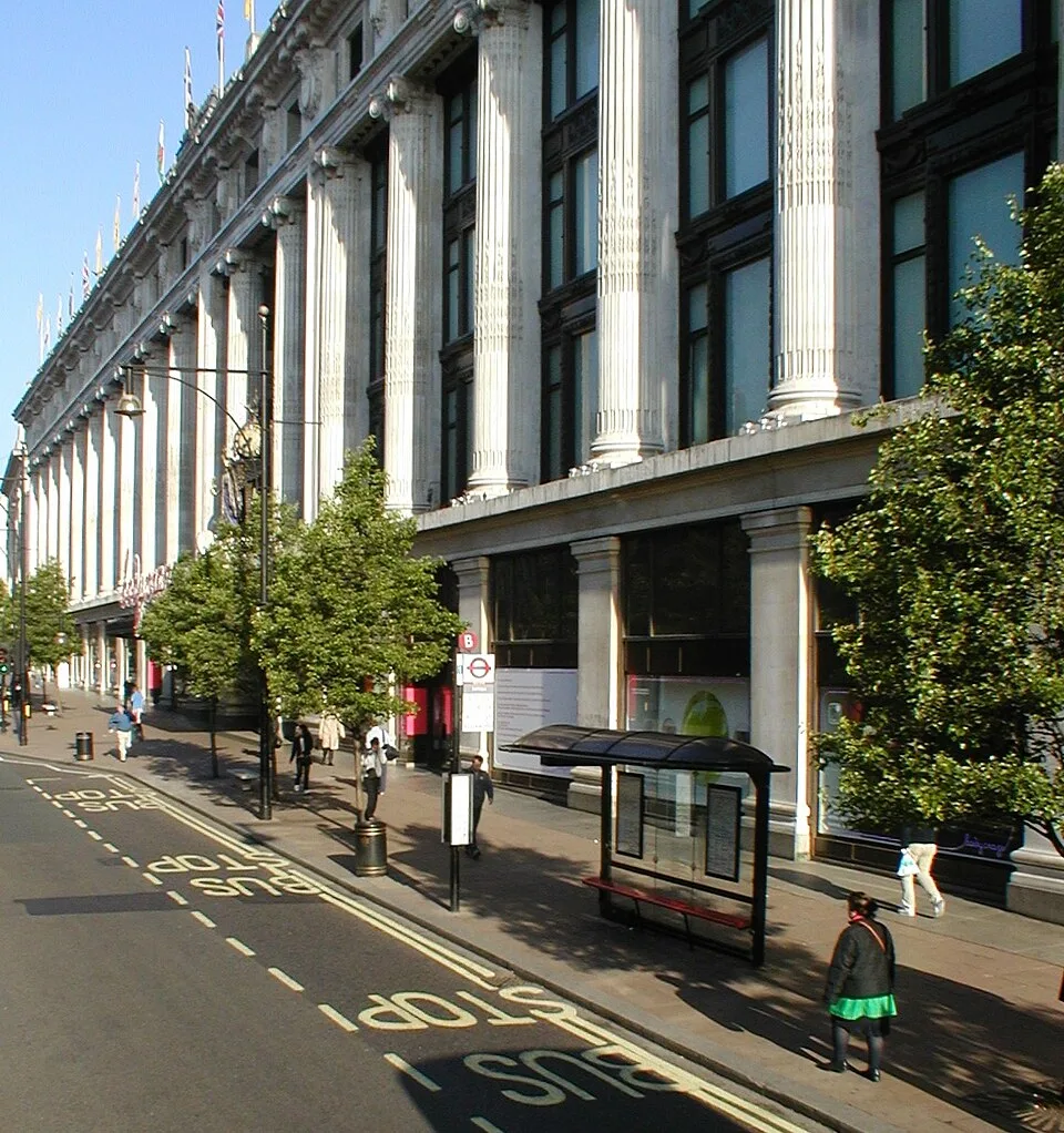 Selfridges 百货外观